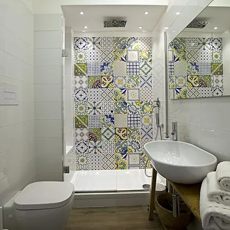 Di 80 M² Con 3 Appartamento *